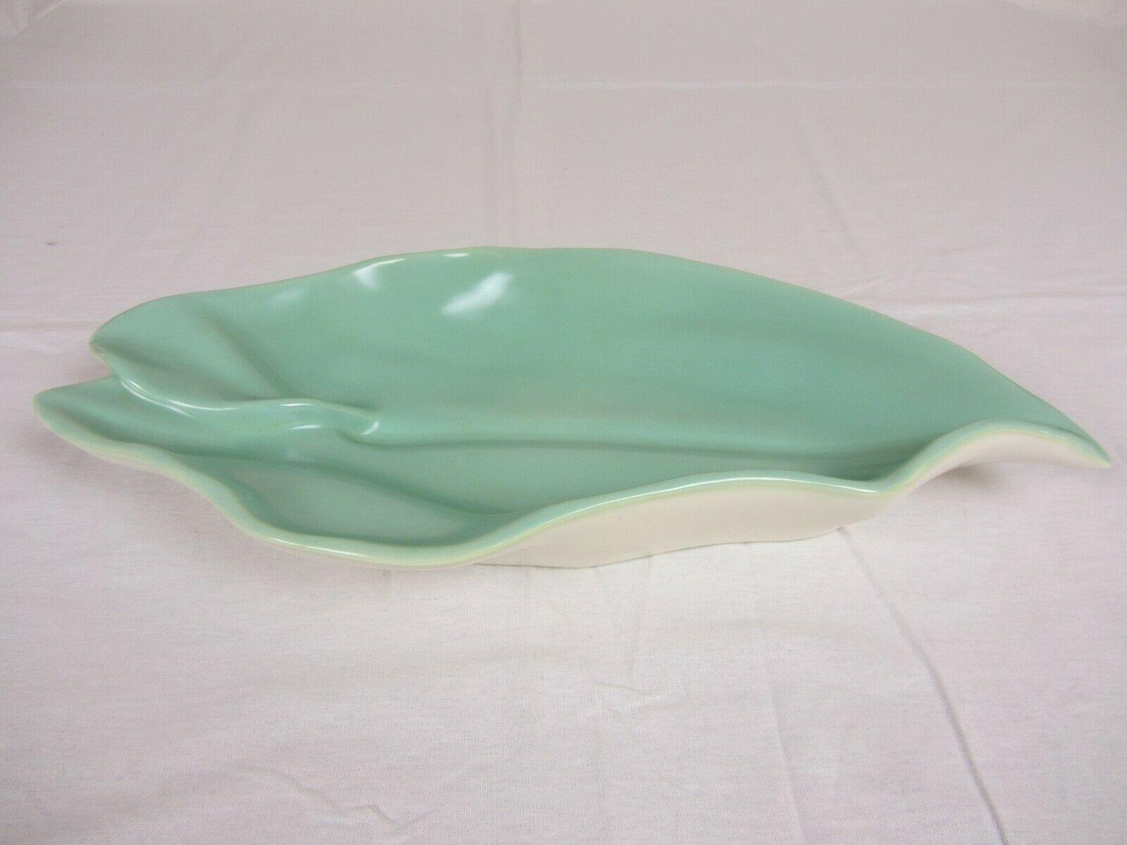 Catalina Pottery Turquoise Aquamarine Leaf Tray Plate Vintage Used 16 Inches